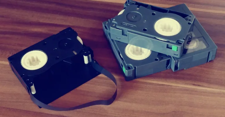 découvrez les techniques de compression vidéo pour réduire la taille des fichiers tout en préservant la qualité visuelle, optimisant ainsi le stockage et la diffusion.