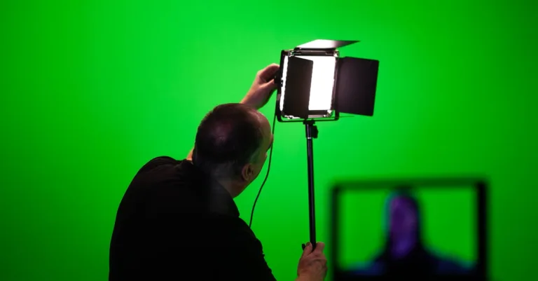découvrez les techniques d'éclairage vidéo pour sublimer vos prises de vue, améliorer la qualité visuelle et créer des ambiances professionnelles.